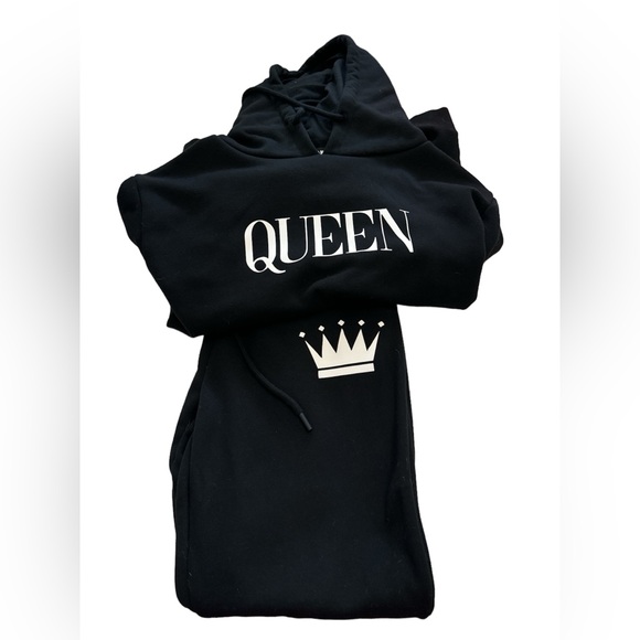Fashion Nova Pants - Woman’s Fashion Nova Queen 👸 sweatsuit size small 💥